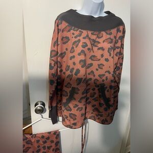 Simple by Suzanne Bestro Gray and pink. This is a set pants and top.Size S/M